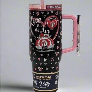 Buc-ees Valentines Day Tumbler ❤️